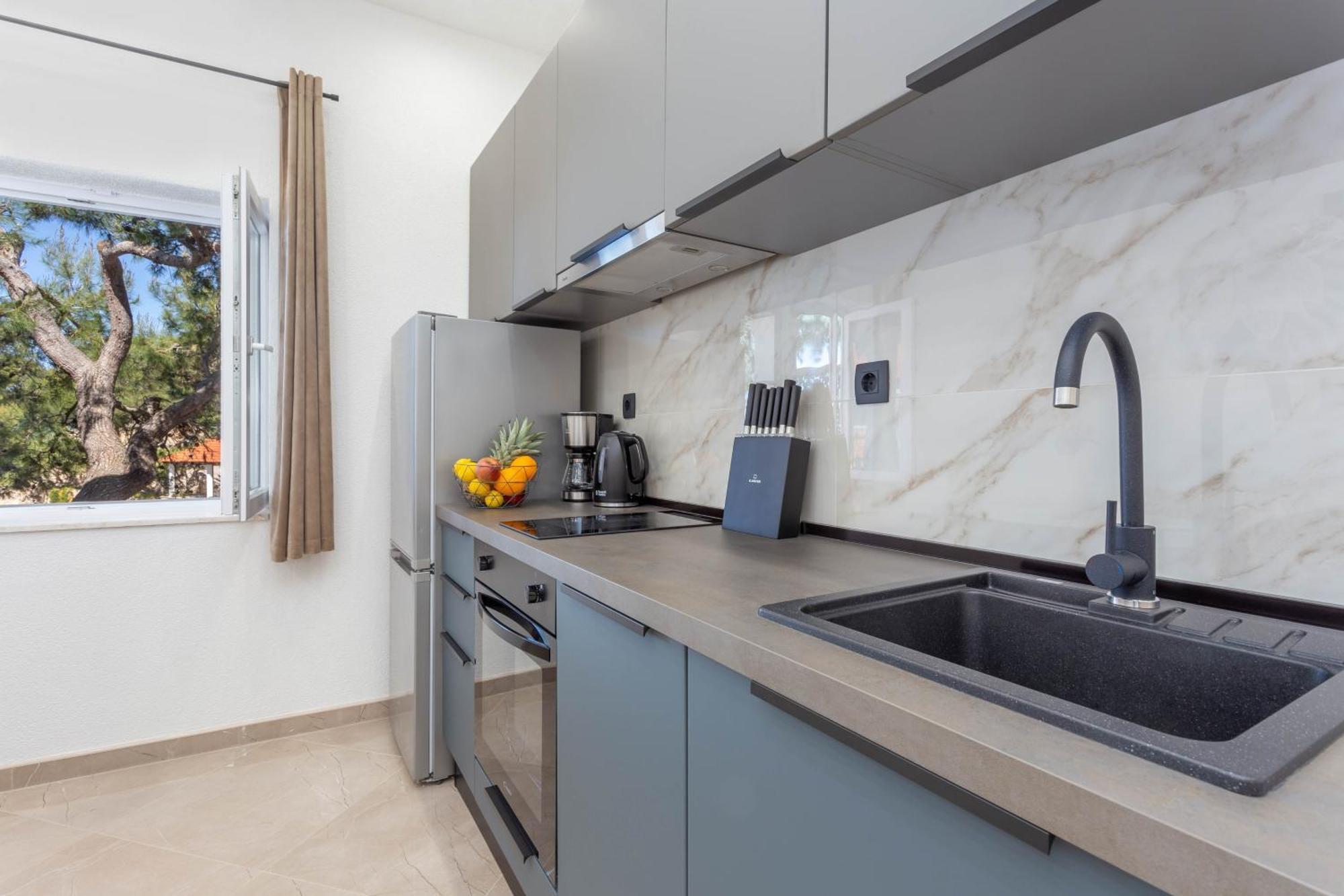 Apartments By The Sea Cove Zastupac, Hvar - 8761 هفار الغرفة الصورة