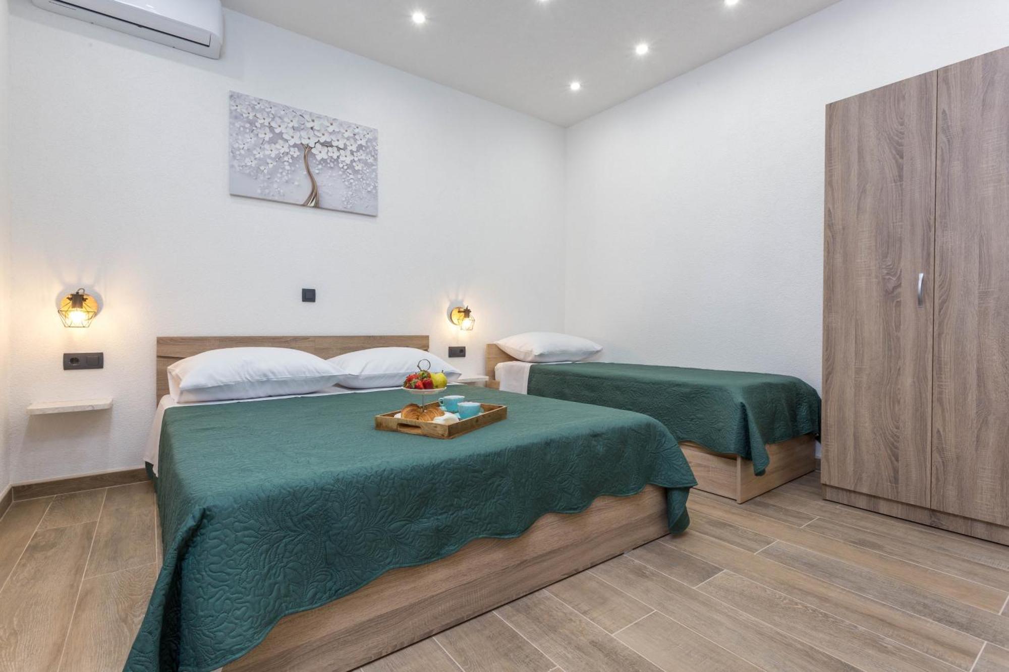 Apartments By The Sea Cove Zastupac, Hvar - 8761 هفار الغرفة الصورة